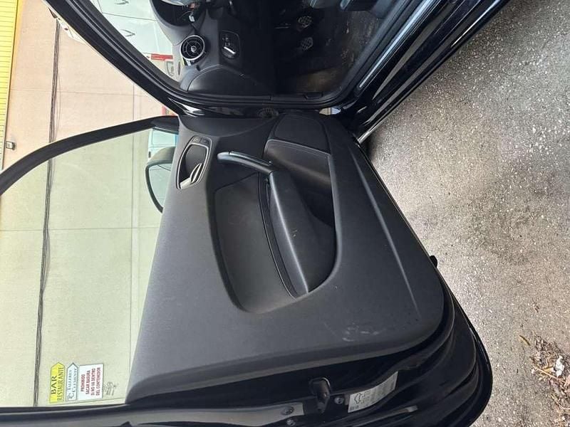 Usado Audi A1 Ambition 105 CV (77 kW) 2011 Negro Utilitario