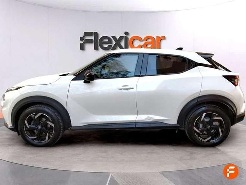 Usado Nissan Juke Acenta 114 HP (83 kW) 2024 Branco SUV