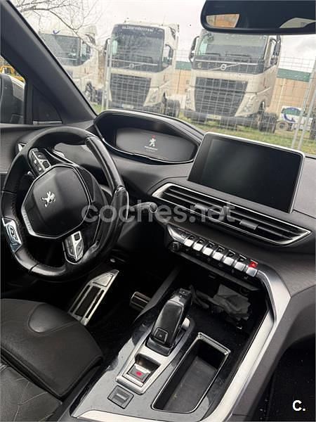 Usado Peugeot 3008 GT 180 CV (132 kW) 2017 Marrón SUV
