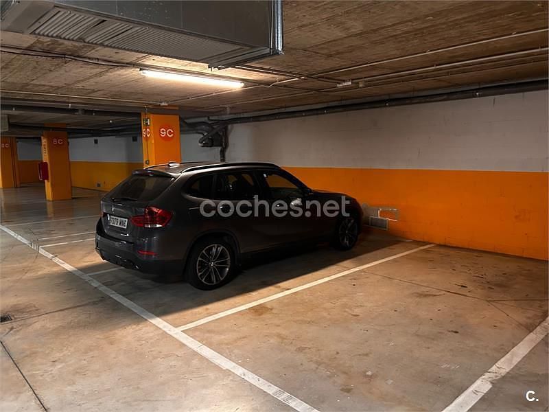 Usado BMW X1 177 CV (130 kW) 2012 Gris / plata SUV