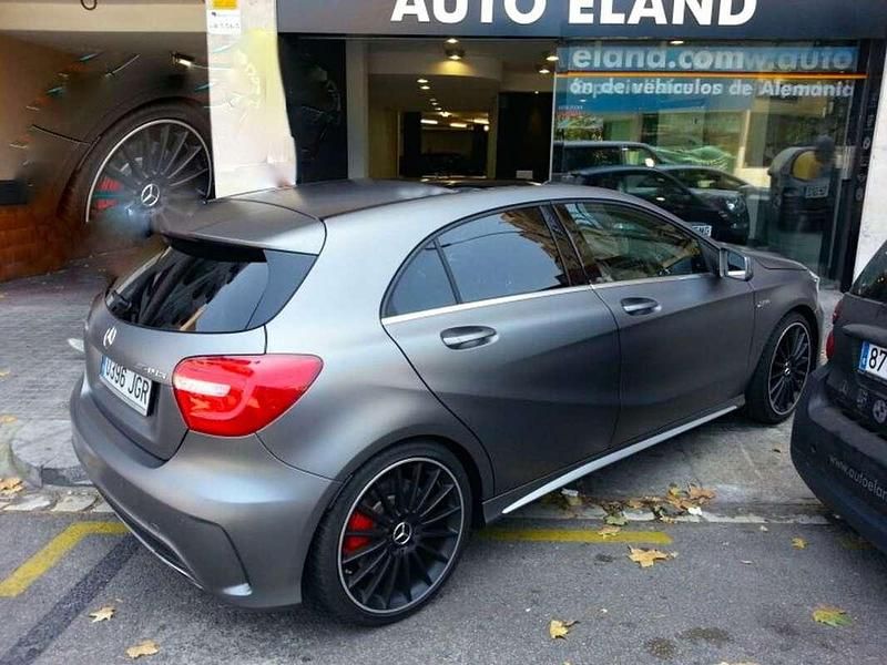 Usado Mercedes A45 AMG AMG 360 CV (264 kW) 2014 Gris Utilitario