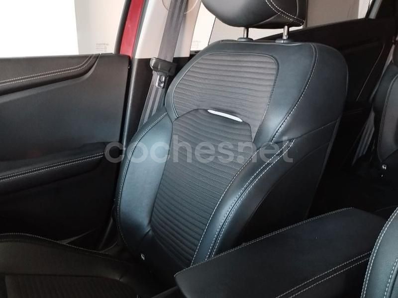 Usado Renault Scénic IV Zen 140 CV (102 kW) 2019 Granate Monovolumen