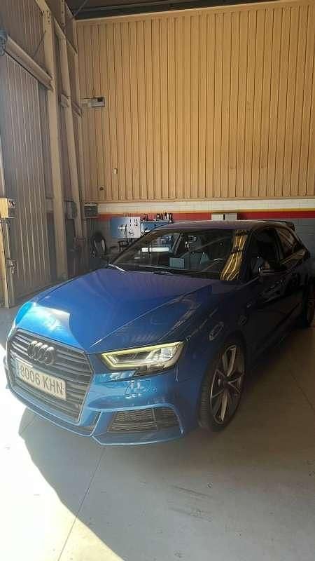 Azul Usado 2018 Audi A3 S-Line Utilitario | 18.900 € (Precio justo) - Imagen 1/4