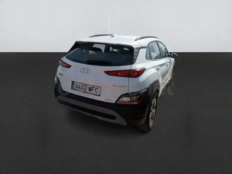 Usado Hyundai Kona 141 CV (103 kW) 2023 Blanco SUV