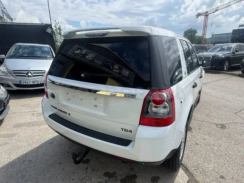 Usado Land Rover Freelander 2 HSE 150 CV (110 kW) 2012 Blanco SUV