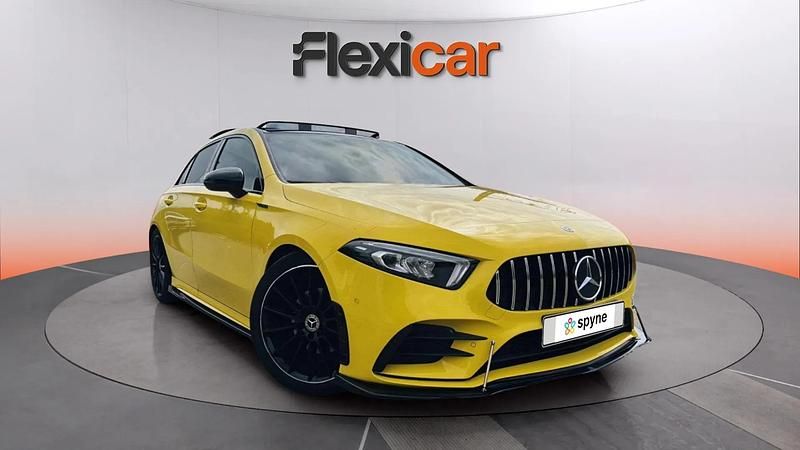 Usado Mercedes A180 136 CV (100 kW) 2019 Amarillo Utilitario