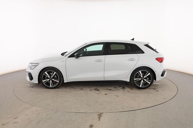 Usado Audi A3 Sportback 150 CV (110 kW) 2021 Blanco Utilitario