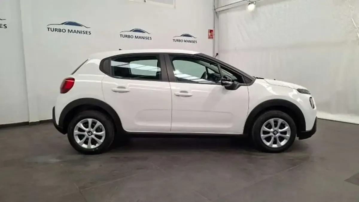Begagnad Citroën C3 Live 99 HK (72 kW) 2022 Vit Halvkombi
