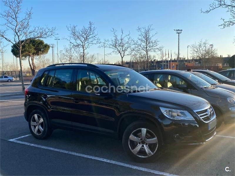 Usado VW Tiguan Advance 140 CV (102 kW) 2011 Negro SUV