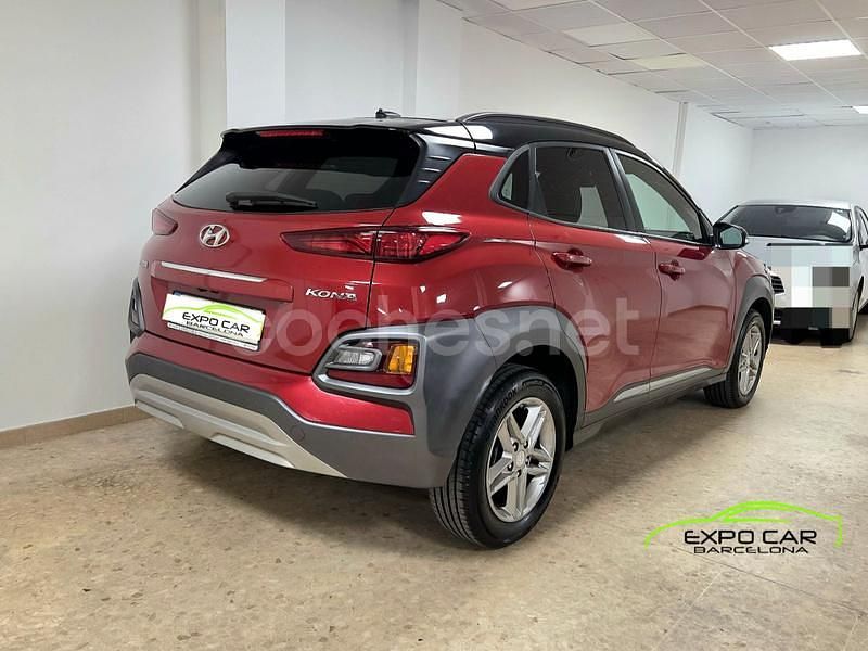 Usado Hyundai Kona 120 CV (88 kW) 2018 Granate SUV