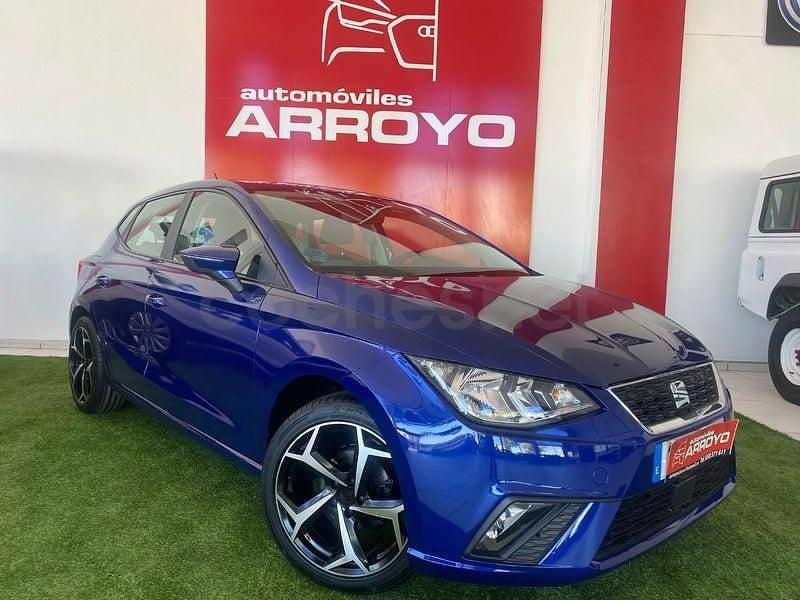 Usado Seat Ibiza Style 75 CV (55 kW) 2018 Azul Utilitario