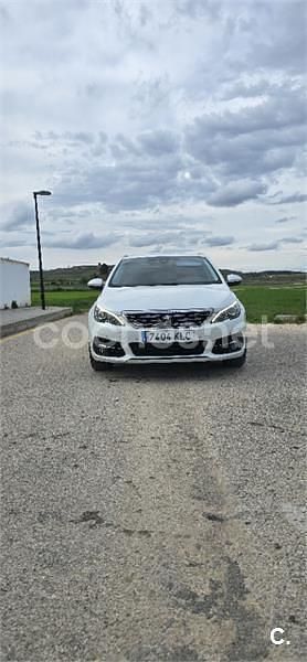 Usado Peugeot 308 SW Allure 130 CV (95 kW) 2018 Blanco Familiar