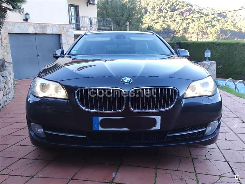 Usado BMW 535 Comfort Edition 306 CV (225 kW) 2010 Gris / plata Familiar