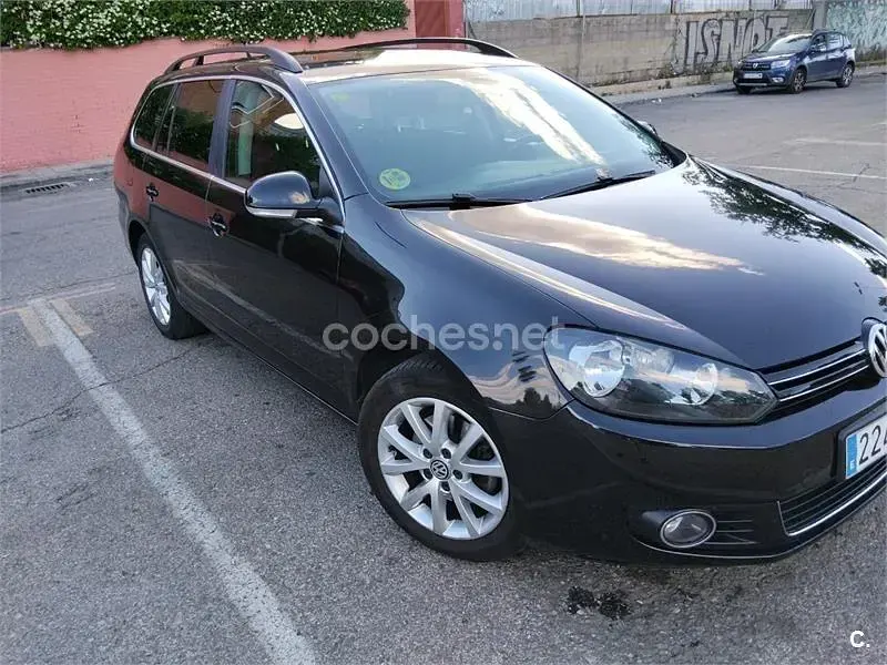 Usado VW Golf VII Advance 105 CV (77 kW) 2013 Negro Familiar