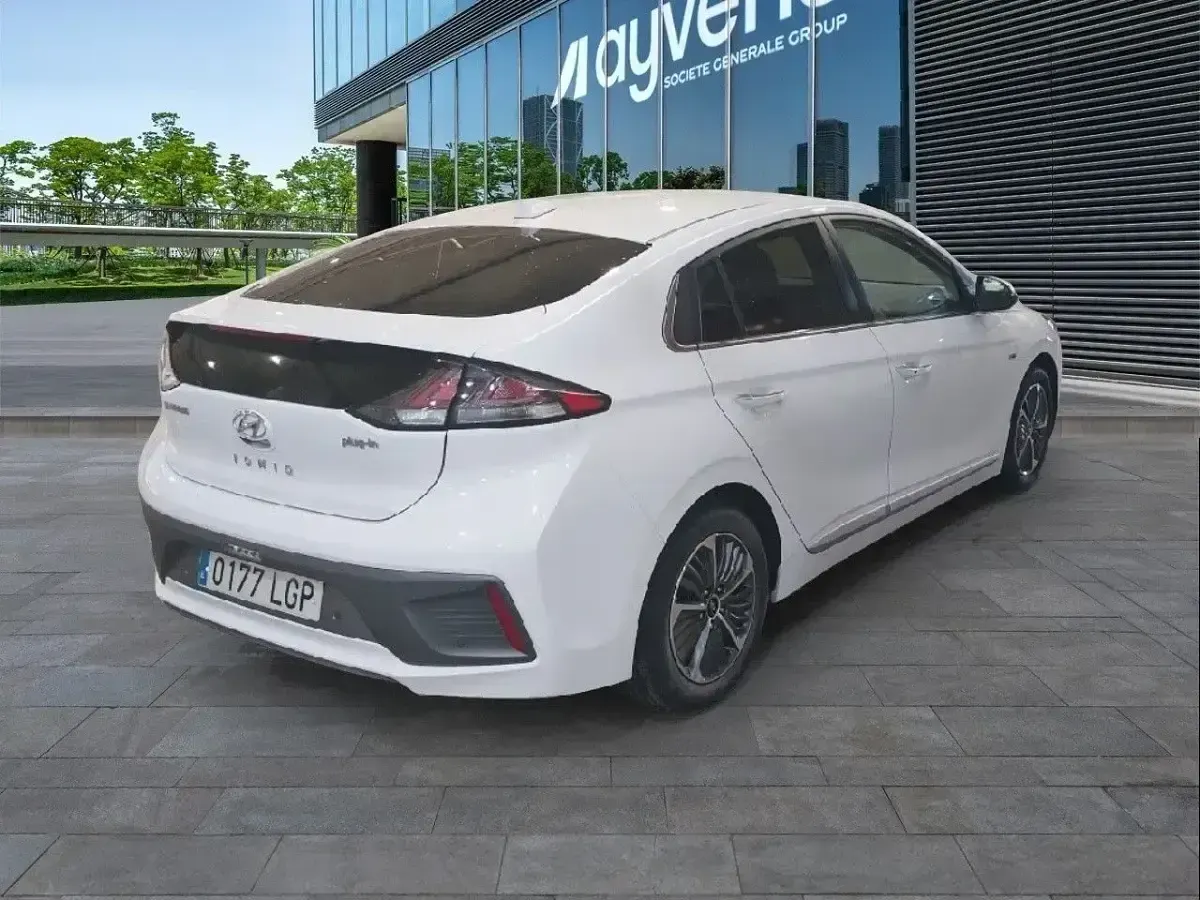 Usado Hyundai Ioniq 141 CV (103 kW) 2020 Blanco Utilitario