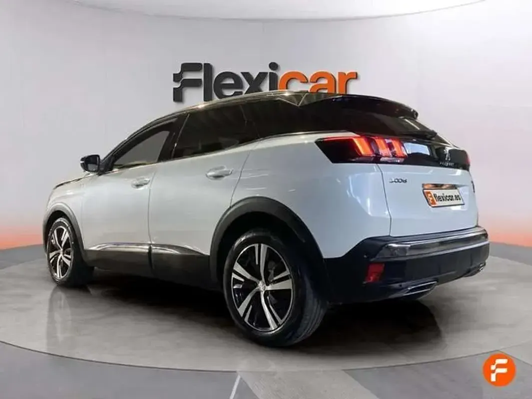 Usado Peugeot 3008 GT-line 131 CV (96 kW) 2018 Blanco SUV