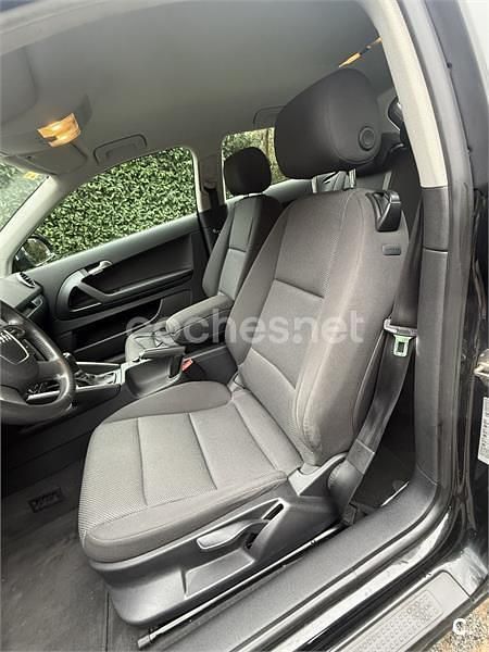 Usado Audi A3 Attraction 105 HP (77 kW) 2011 Preto Citadino