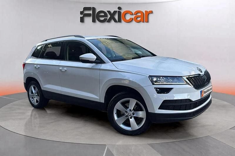 Usado Skoda Karoq Ambition 150 CV (110 kW) 2019 Blanco SUV