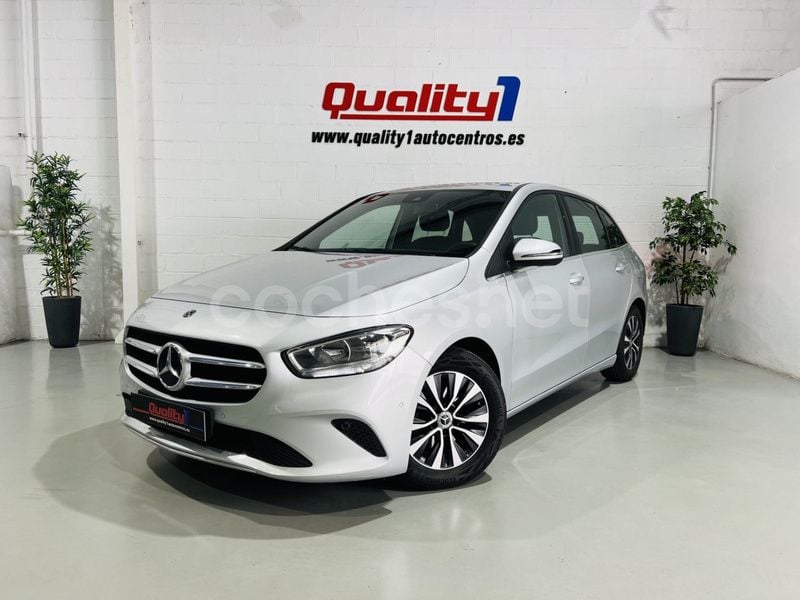 Gris / plata Usado 2019 Mercedes B180 Monovolumen | 20.500 € (Precio justo) - Imagen 1/4