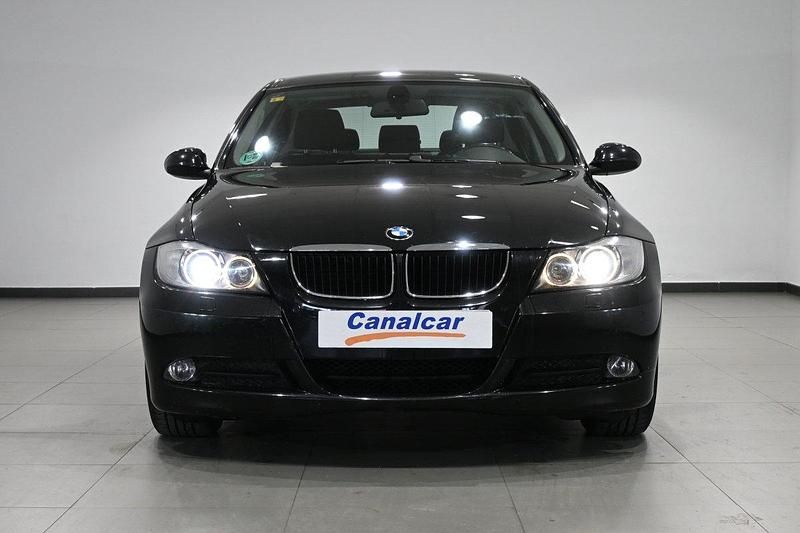 Usado BMW 320 Comfort Edition 170 CV (125 kW) 2008 Negro Berlina