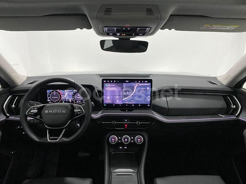 Usado Skoda Kodiaq 150 CV (110 kW) 2025 Gris / plata SUV