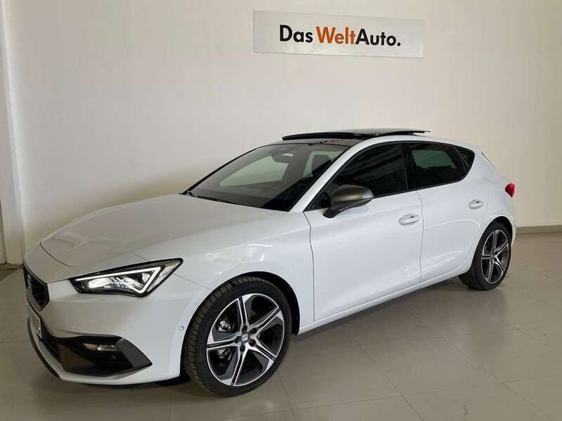 Blanco Usado 2024 Seat Leon FR Utilitario | 25.700 € (Precio justo) - Imagen 1/4