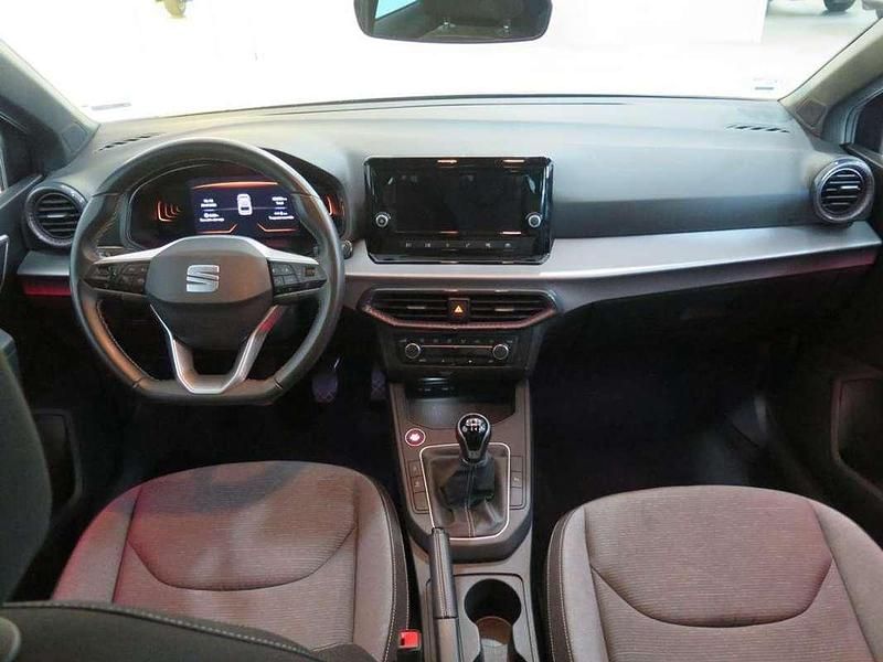 Usado Seat Ibiza 116 CV (85 kW) 2024 Gris Utilitario