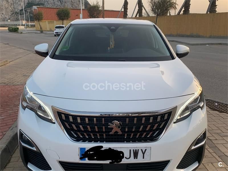 Usado Peugeot 3008 Active 120 CV (88 kW) 2017 Blanco SUV