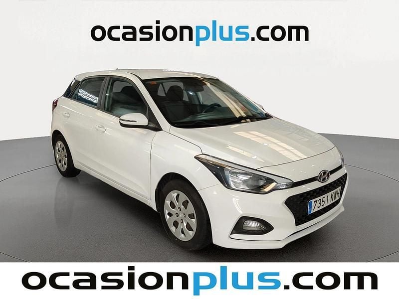 Usado Hyundai i20 100 CV (73 kW) 2019 Blanco Utilitario