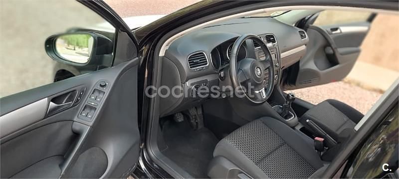 Usado VW Golf VI Advance 105 CV (77 kW) 2010 Negro Utilitario