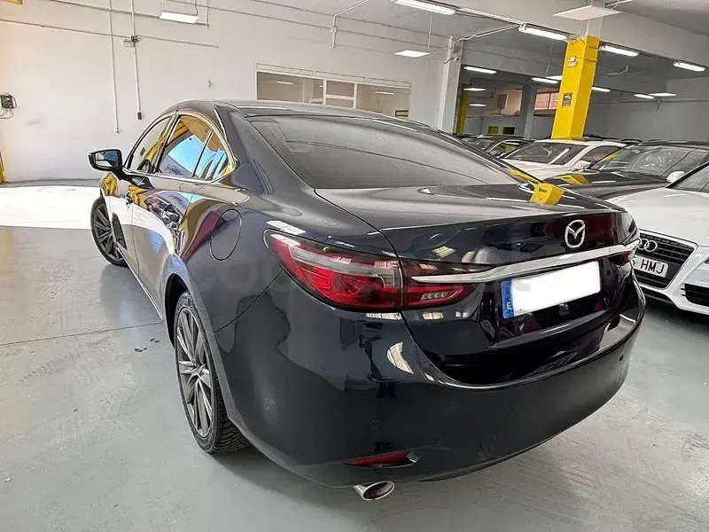 Usado Mazda 6 184 CV (135 kW) 2019 Azul Berlina