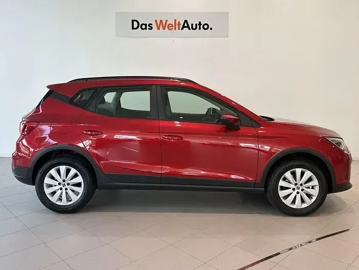 Usado Seat Arona Style 110 CV (80 kW) 2024 Rojo SUV
