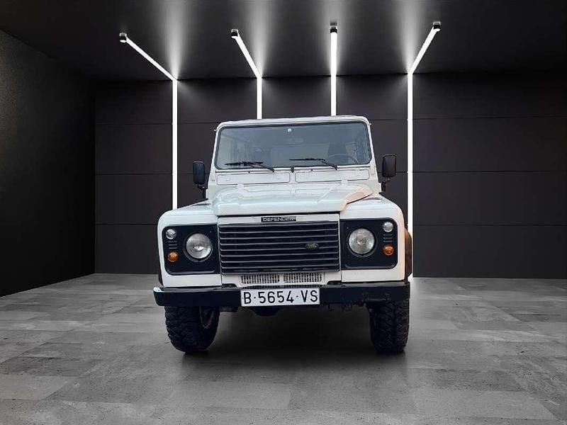 Usado Land Rover Defender 122 CV (89 kW) 1999 Blanco Pickup/Camioneta
