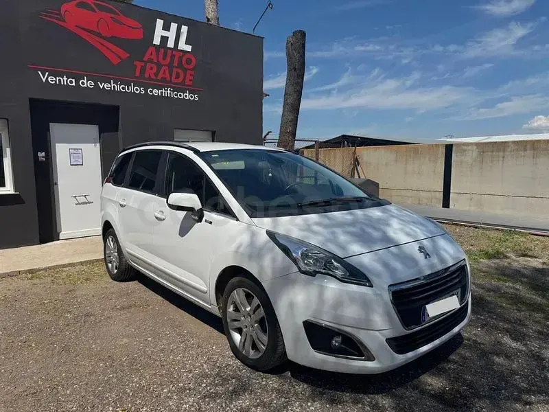 Occasion Peugeot 5008 Style 120 PK (88 kW) 2014 Wit MPV