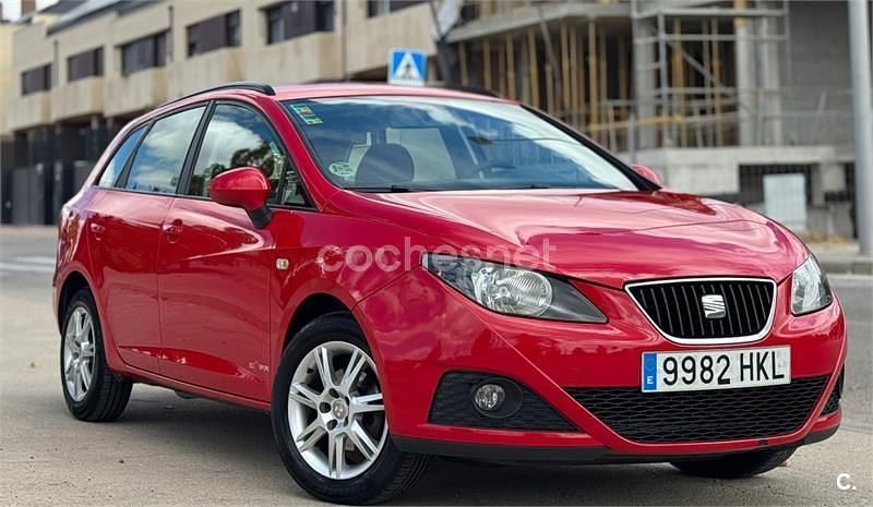 Rojo Usado 2012 Seat Ibiza ST Copa Familiar | 4400 € (Precio justo) - Imagen 1/4