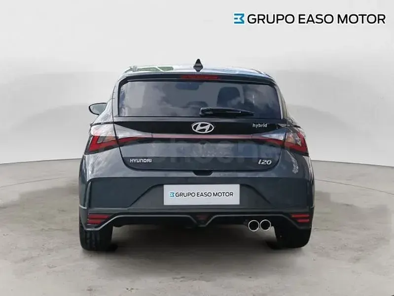 Usado Hyundai i20 N Line 100 CV (73 kW) 2025 Gris / plata Utilitario