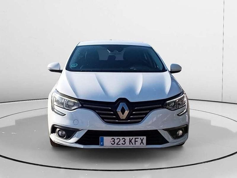 Blanco Usado 2017 Renault Mégane IV Zen Utilitario | 11.710 € (Precio justo) - Imagen 1/4