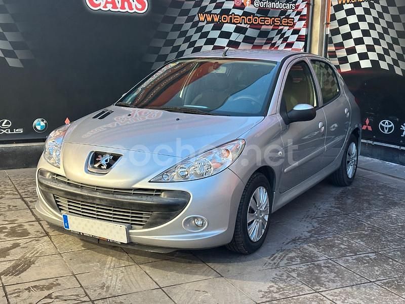 Gris / plata Usado 2012 Peugeot 206+ Utilitario | 3700 € (Buen precio) - Imagen 1/4