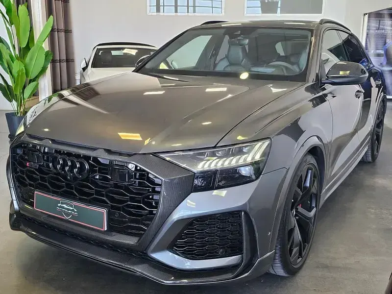 Usado Audi RS Q8 Sport 600 CV (441 kW) 2020 Gris / plata SUV