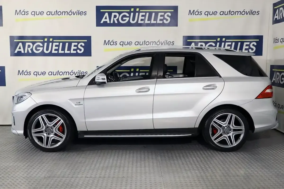 Usado Mercedes ML63 AMG AMG 525 CV (386 kW) 2015 Gris / plata SUV