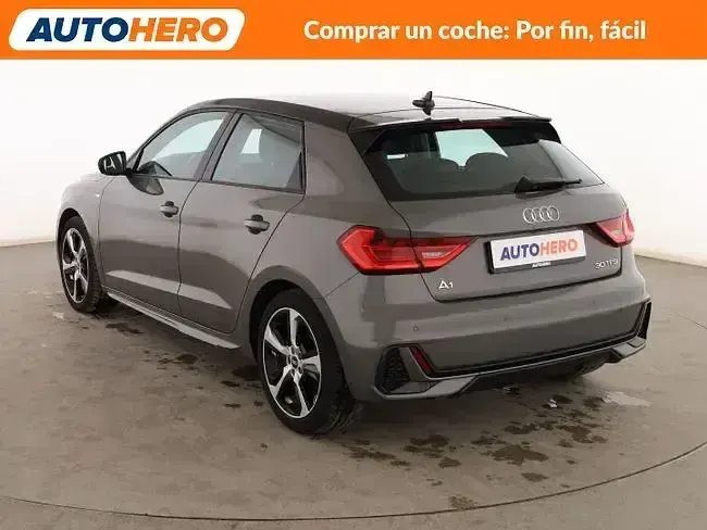 Usado Audi A1 110 CV (80 kW) 2022 Gris SUV