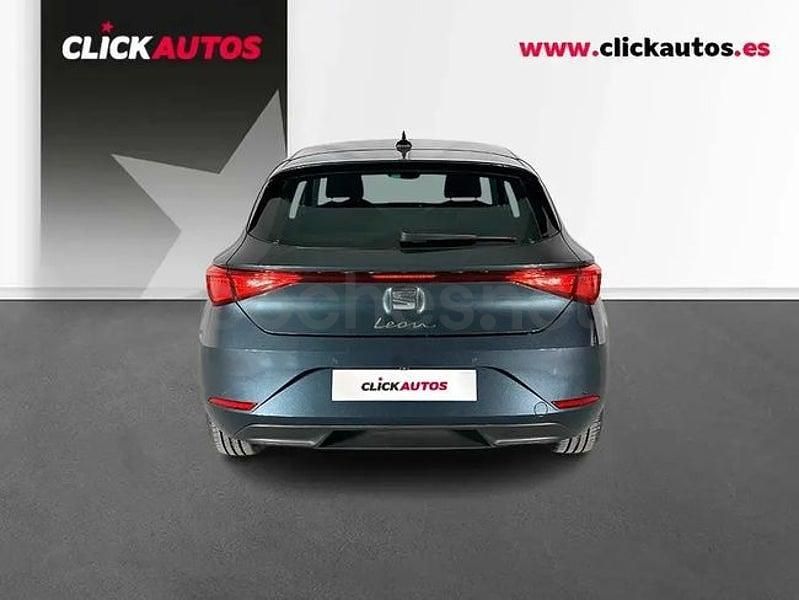 Usado Seat Leon Style 116 CV (85 kW) 2025 Gris / plata Berlina