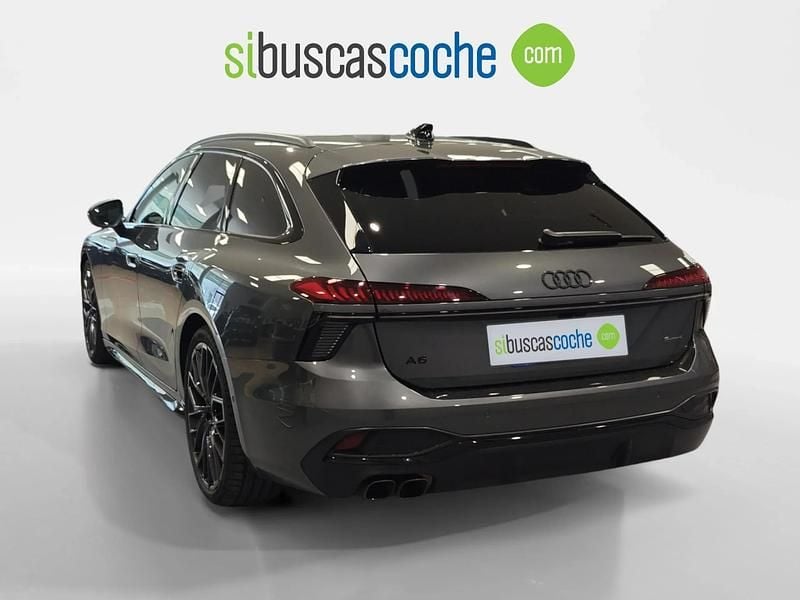 Usado Audi A6 S-Line 204 CV (150 kW) 2025 Gris/plata