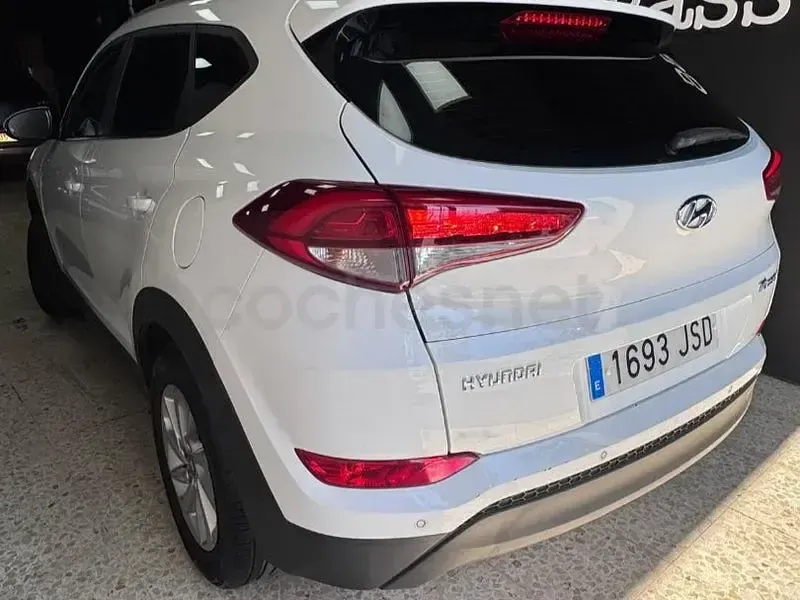 Usado Hyundai Tucson 115 CV (84 kW) 2016 Blanco SUV