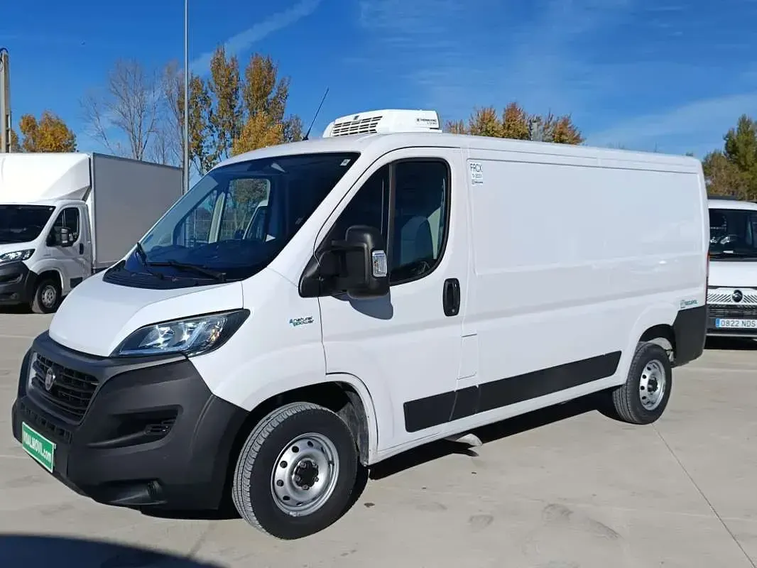 Usado Fiat Ducato 136 CV (100 kW) 2020 Blanco Van