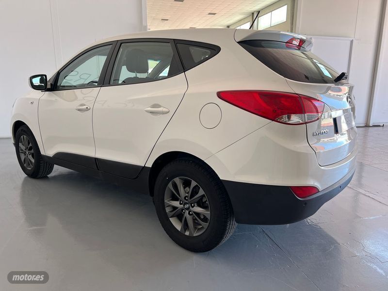 Usado Hyundai ix35 115 CV (84 kW) 2014 Blanco SUV