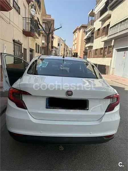 Usado Fiat Tipo Easy 95 CV (69 kW) 2018 Blanco Berlina