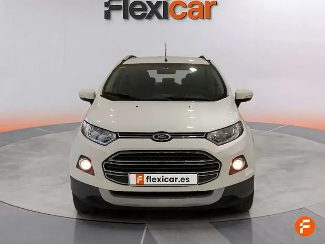 Usado Ford Ecosport Titanium 95 CV (69 kW) 2016 Blanco SUV