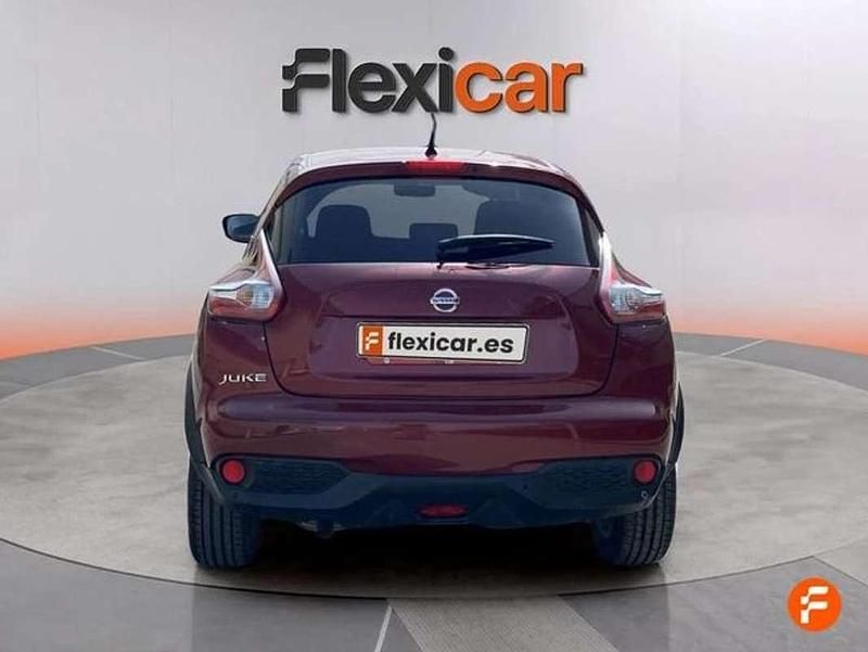 Usado Nissan Juke N-Connecta 110 CV (80 kW) 2018 Rojo SUV