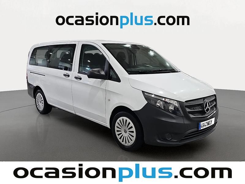 Usado Mercedes Vito 136 CV (100 kW) 2023 Blanco Van